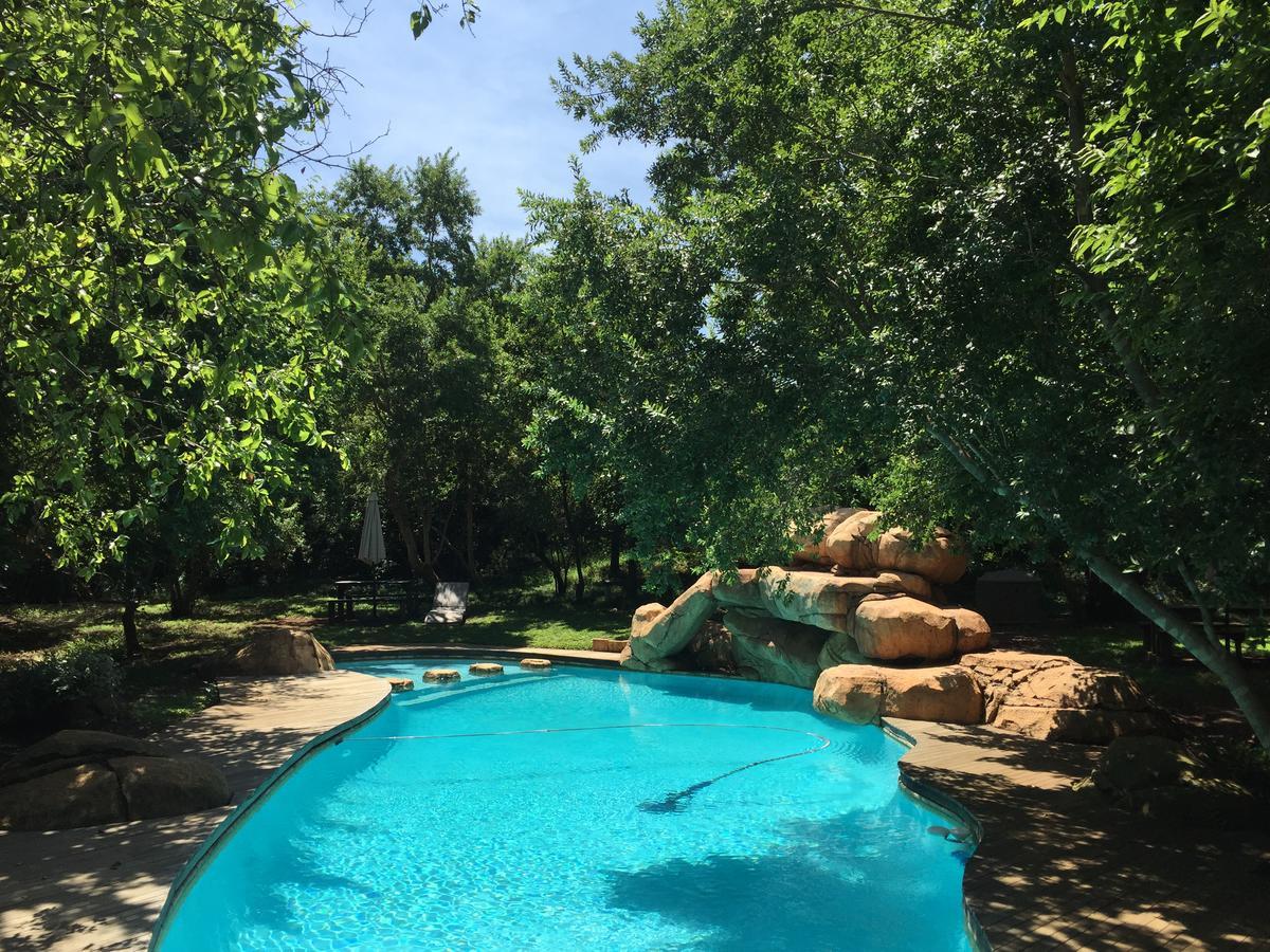 Iris Retreat & Island Day Spa Hartbeespoort Exterior photo